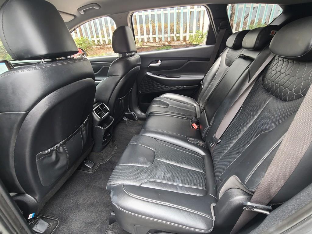 HYUNDAI Santa Fe - Vista 8