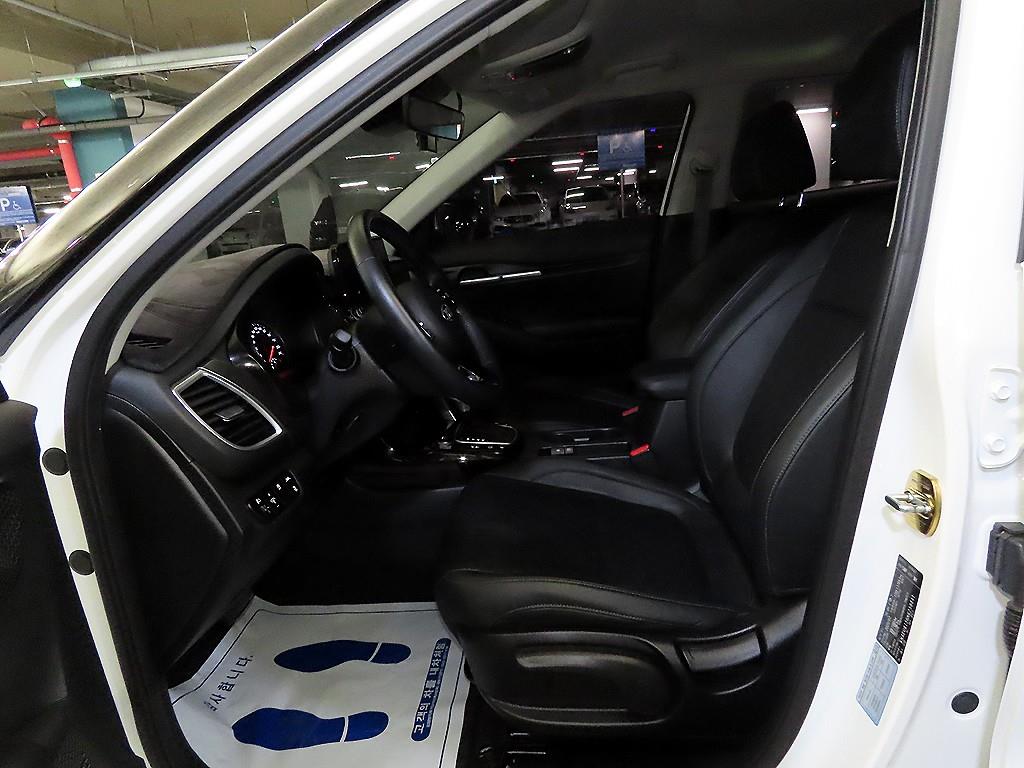 KIA Seltos - Vista 6