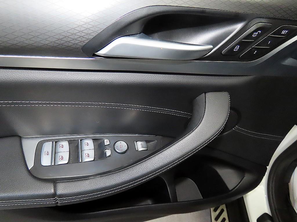 BMW X4 2021 Blanco - Importación desde Corea - HF Imports Iquique - Foto 13