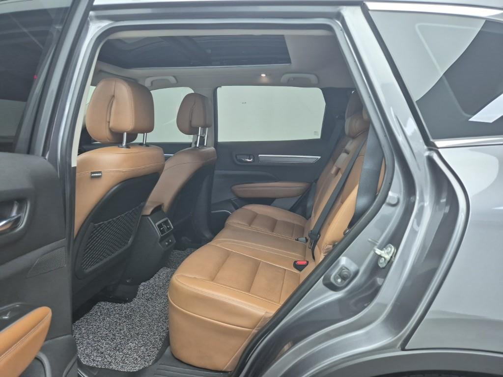 SAMSUNG QM6 - Vista 12