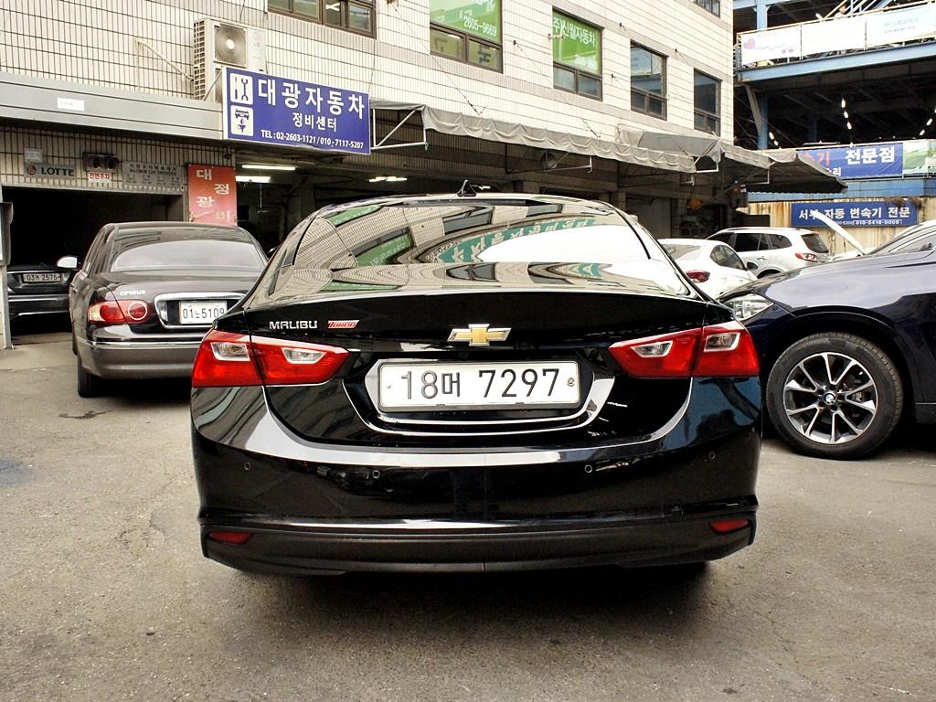 Chevrolet Malibu - Vista 5