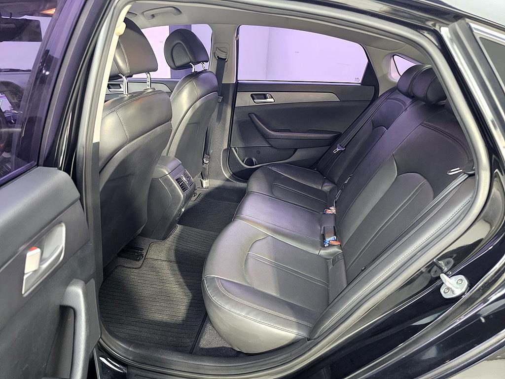 HYUNDAI Sonata - Vista 9