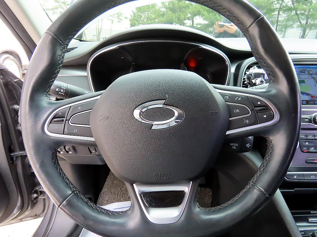 SAMSUNG SM6 - Vista 8