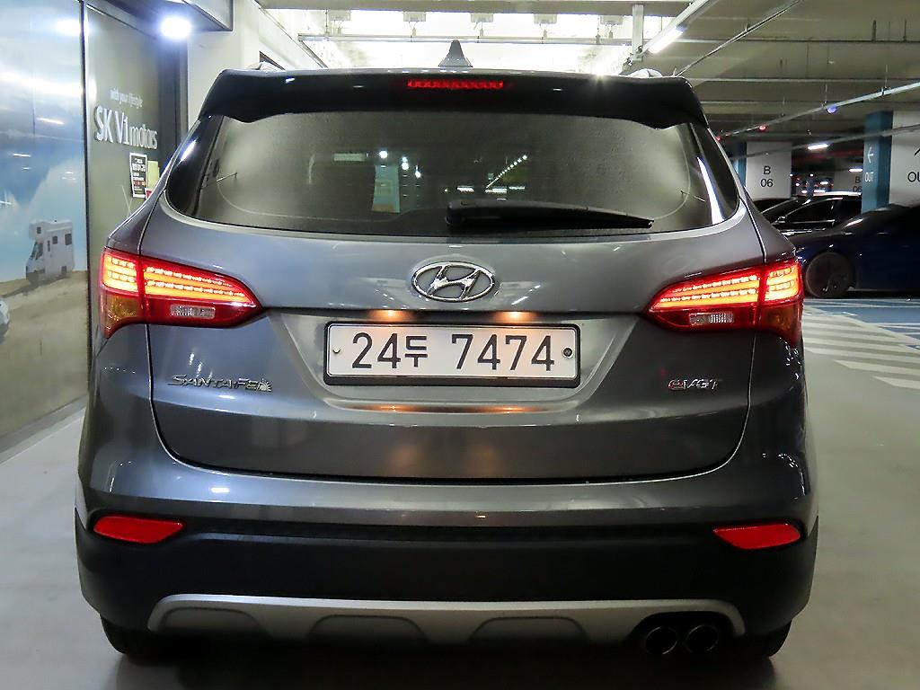 HYUNDAI Santa Fe - Vista 5