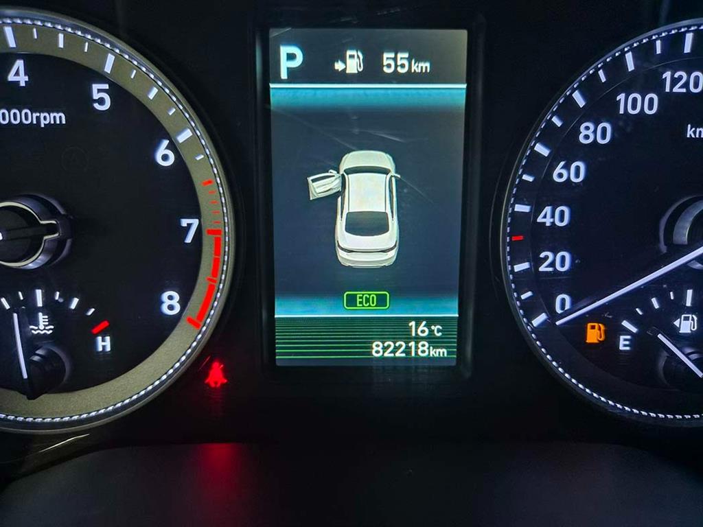 HYUNDAI Grandeur - Vista 9