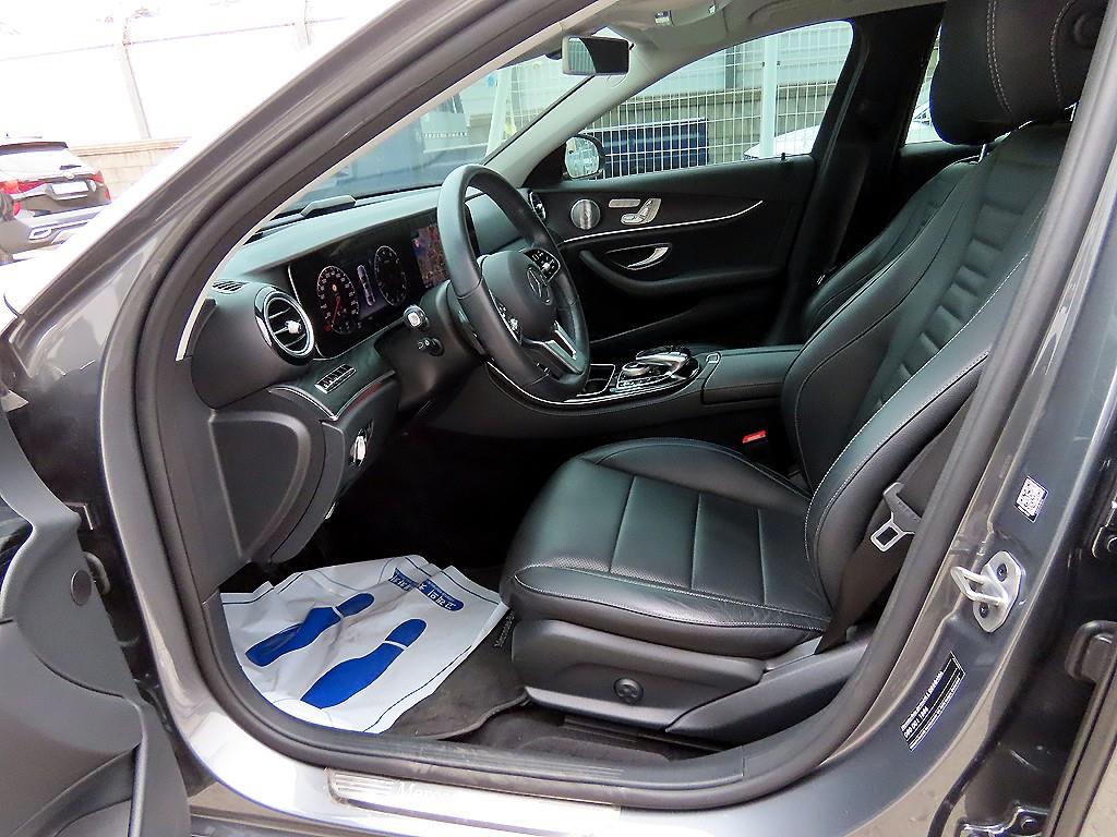 Mercedes Benz E class - Vista 5