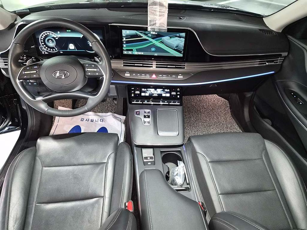 HYUNDAI Grandeur - Vista 10