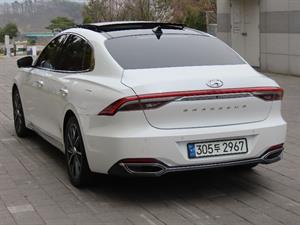 HYUNDAI Grandeur - Vista 8