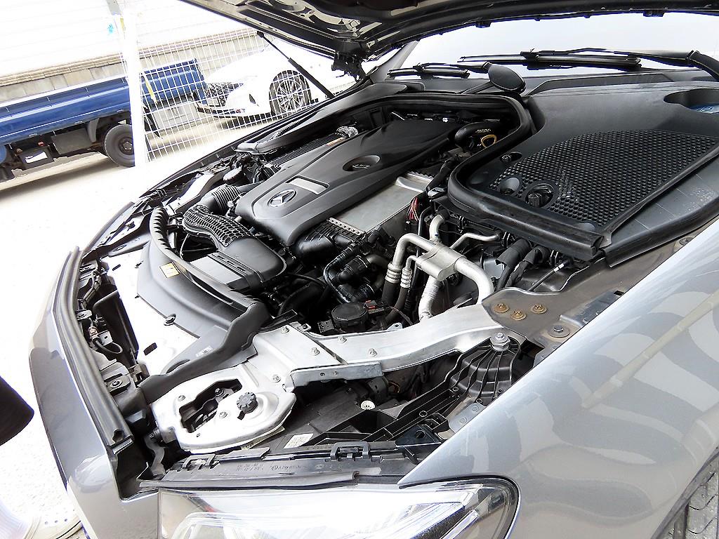 Mercedes Benz E class 2020 Gris - Importación desde Corea - HF Imports Iquique - Foto 19