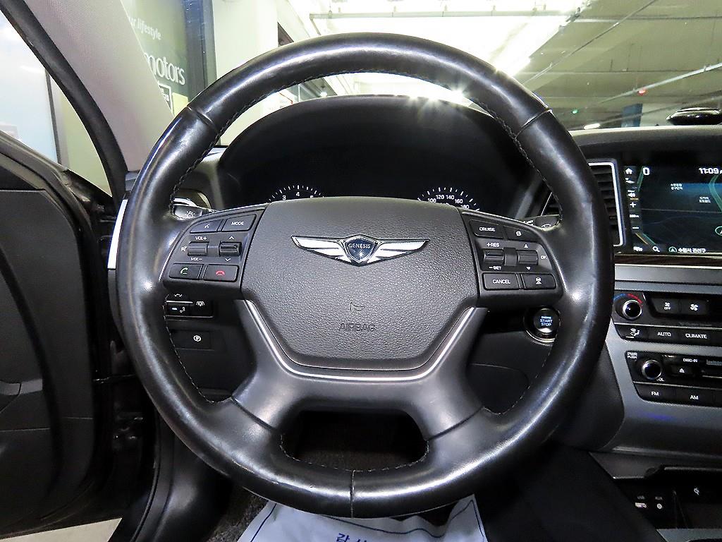 Genesis G80 - Vista 8