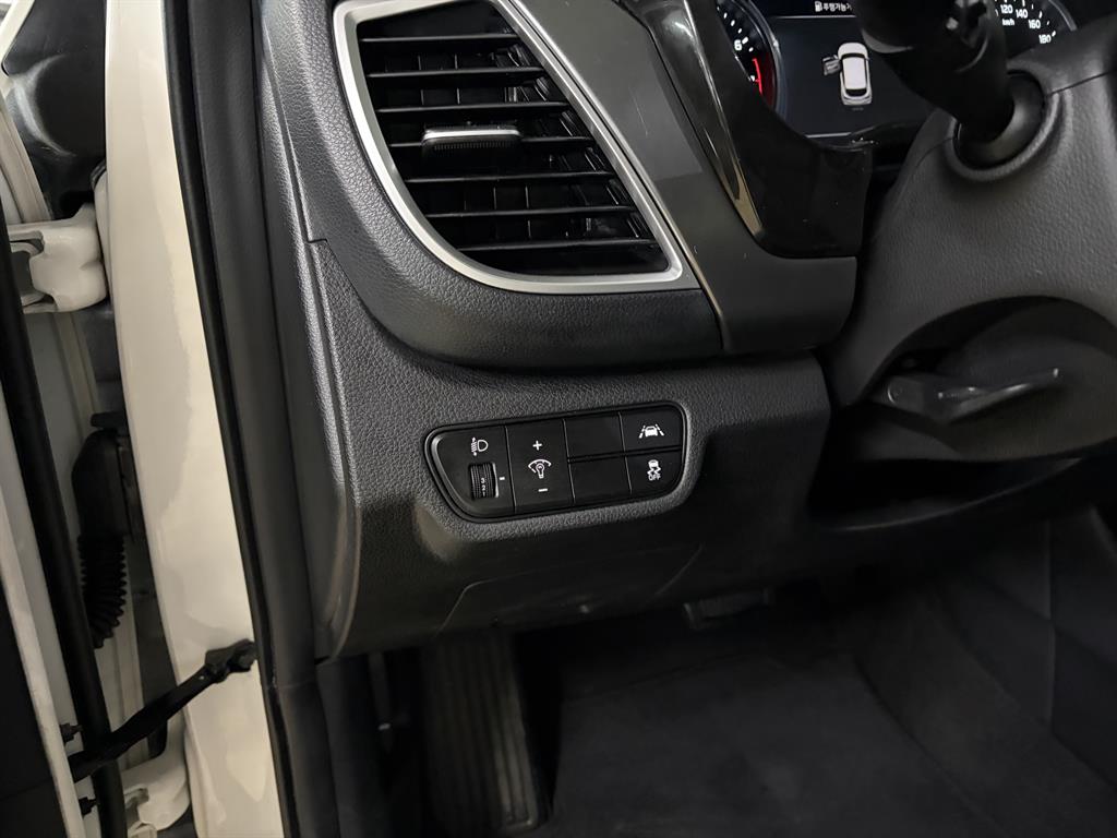 KIA Seltos 2022 Blanco - Importación desde Corea - HF Imports Iquique - Foto 14