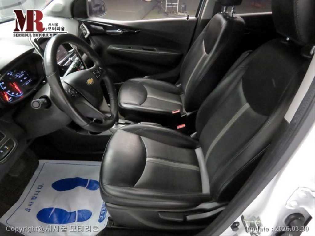 Chevrolet Spark - Vista 5