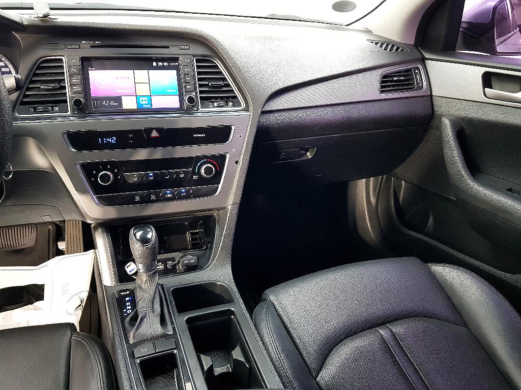 HYUNDAI Sonata - Vista 10