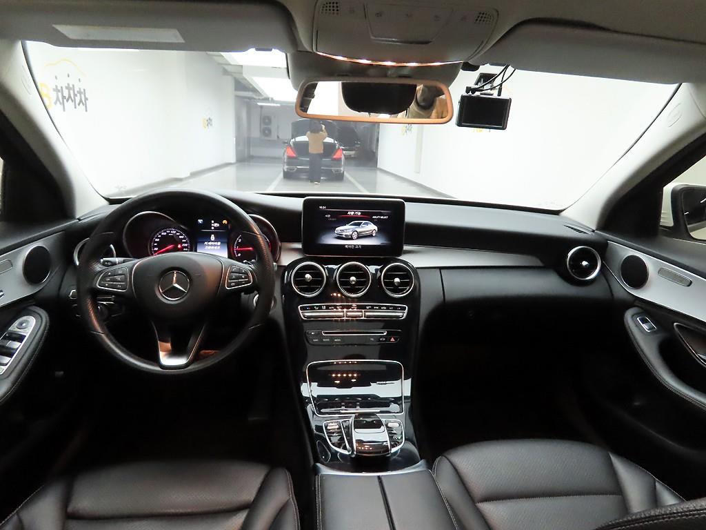 Mercedes Benz C Class - Vista 6