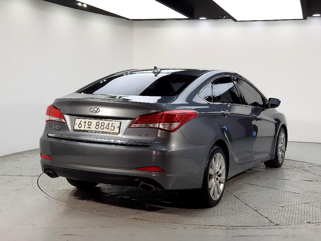 HYUNDAI i40 - Vista 4