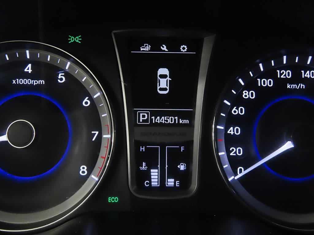 HYUNDAI Grandeur - Vista 9