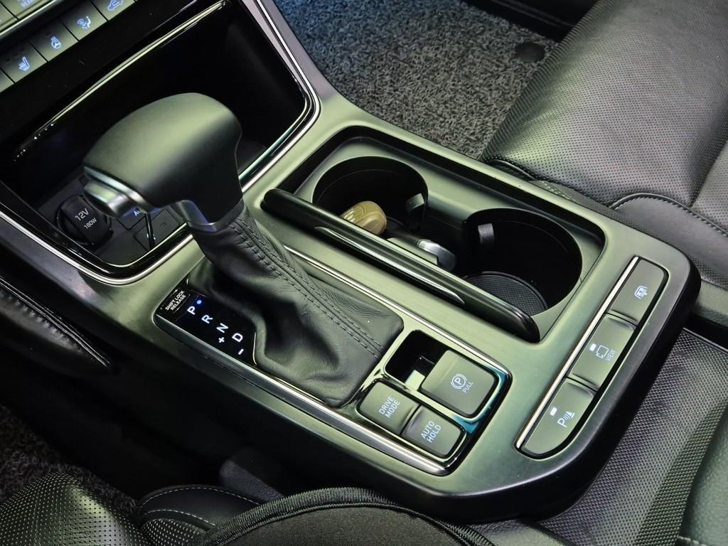 HYUNDAI Grandeur 2018 Negro - Importación desde Corea - HF Imports Iquique - Foto 17