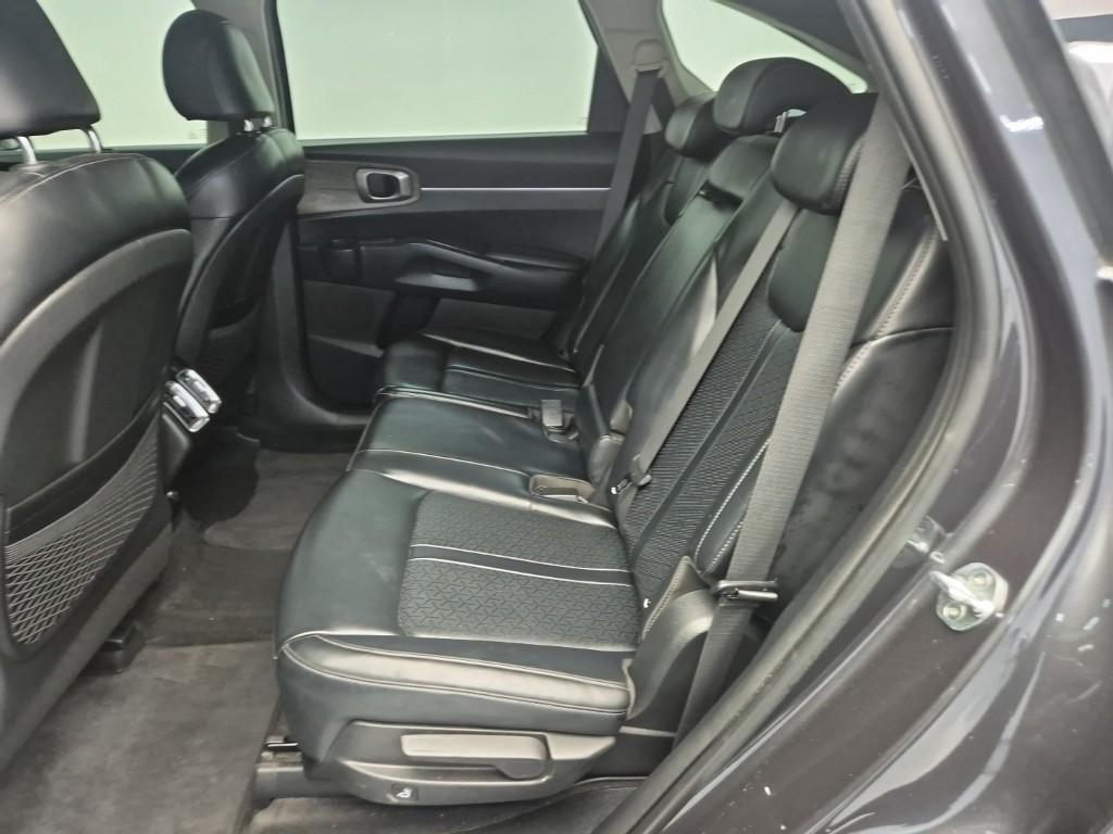 KIA Sorento - Vista 12