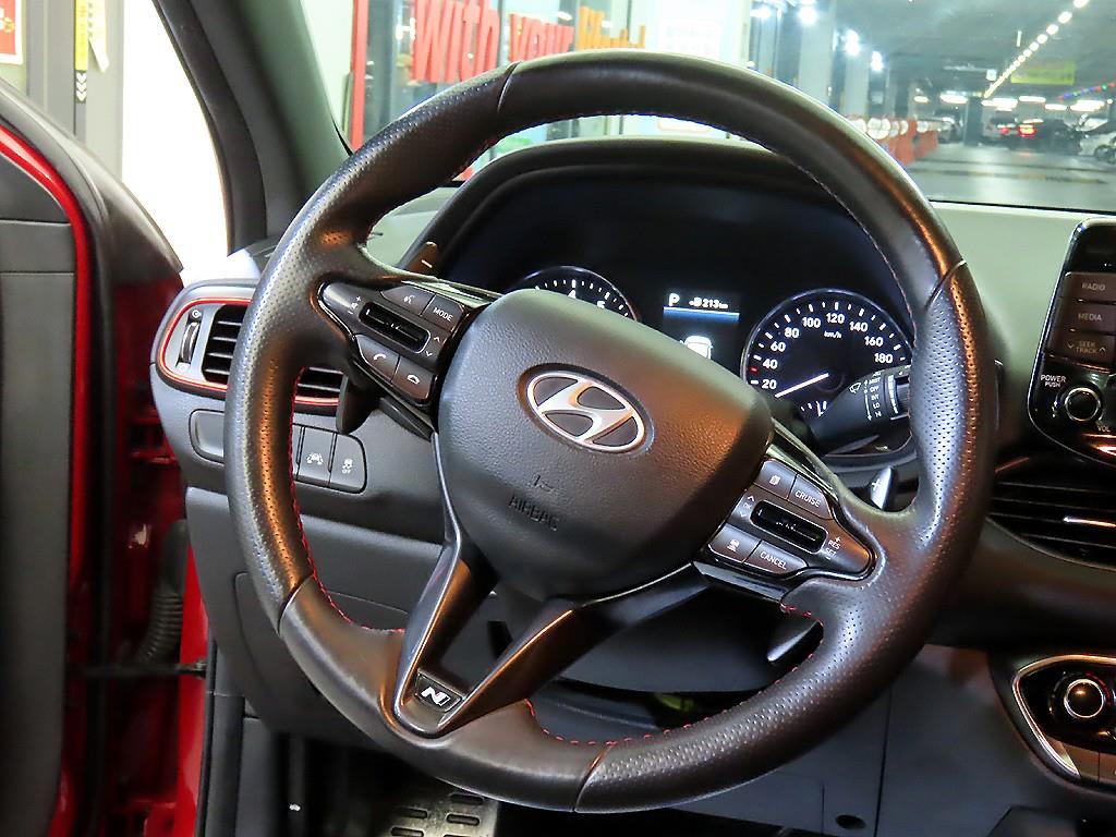 HYUNDAI i30 - Vista 8