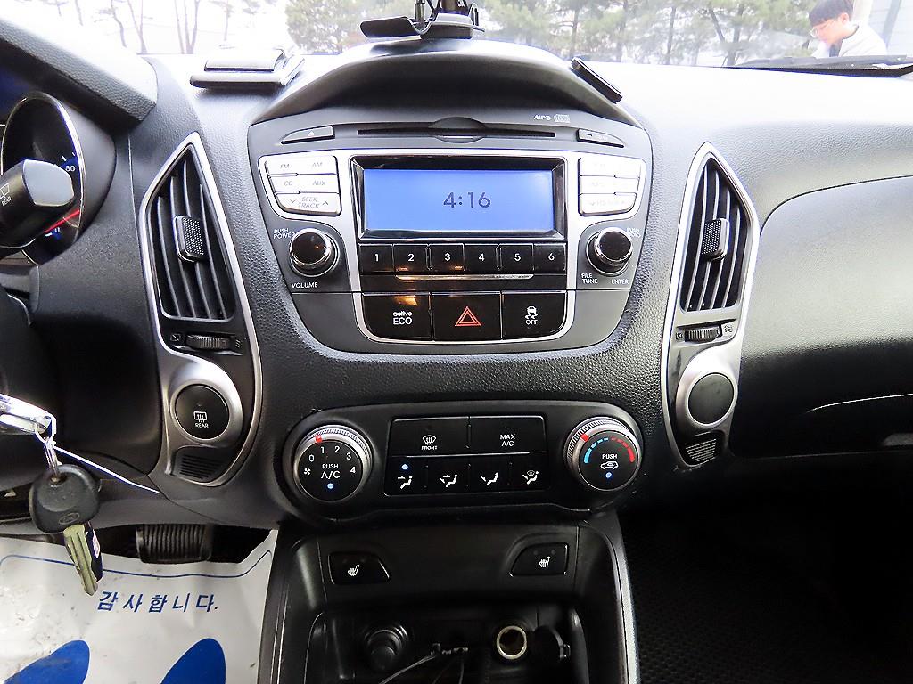 HYUNDAI Tucson 2011 Blanco - Importación desde Corea - HF Imports Iquique - Foto 13