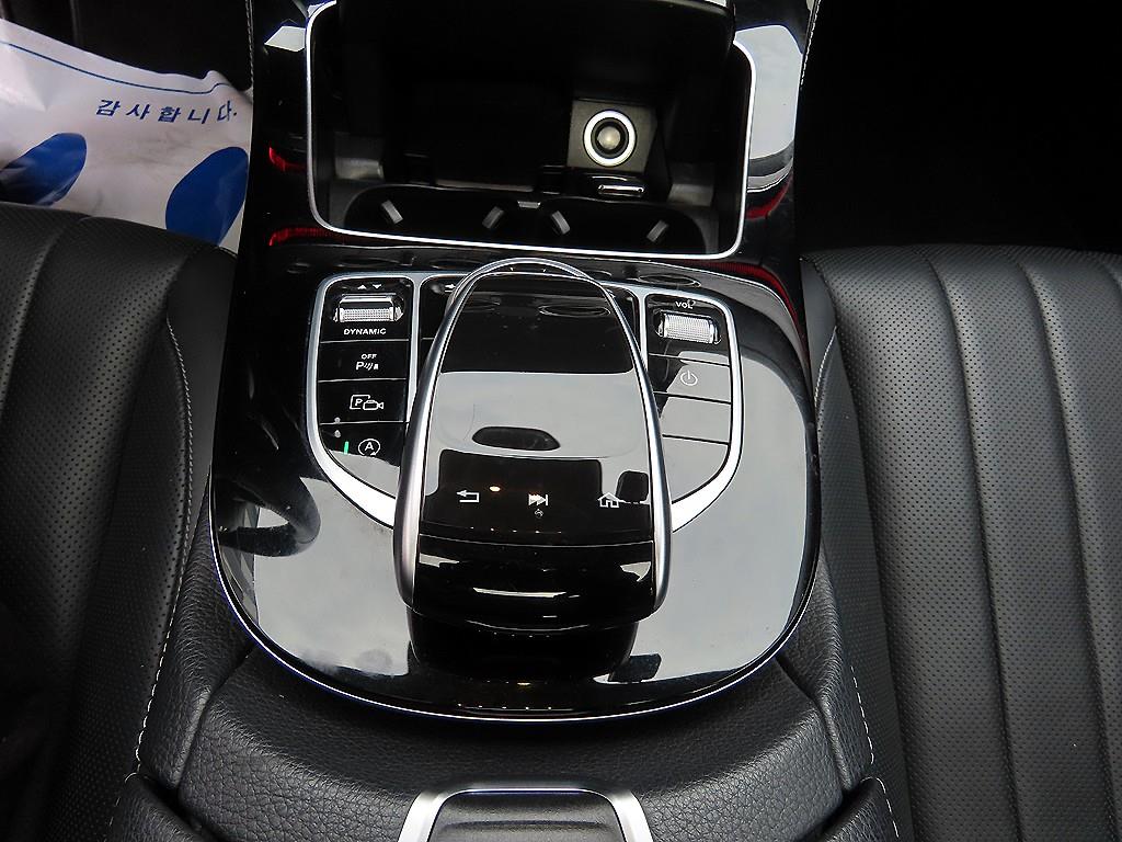 Mercedes Benz E class 2018 Blanco - Importación desde Corea - HF Imports Iquique - Foto 13