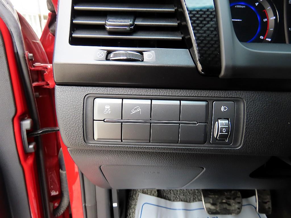 Ssangyong Rexton - Vista 12