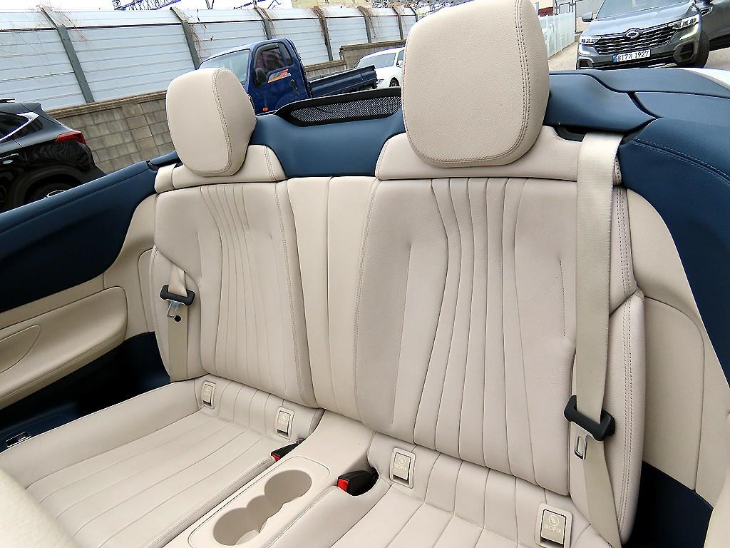 Mercedes Benz E class - Vista 11