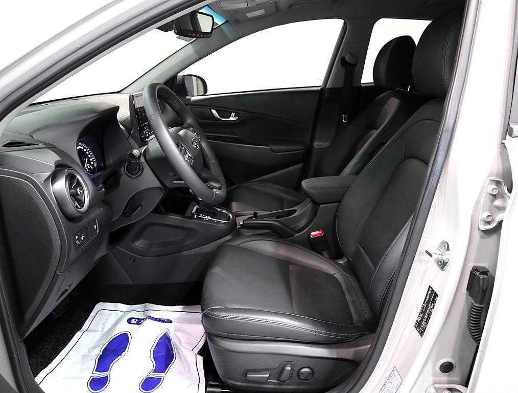 HYUNDAI Kona - Vista 9