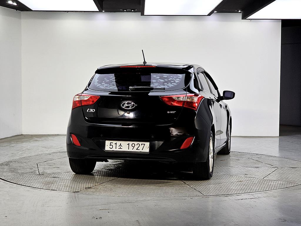 HYUNDAI i30 - Vista 2