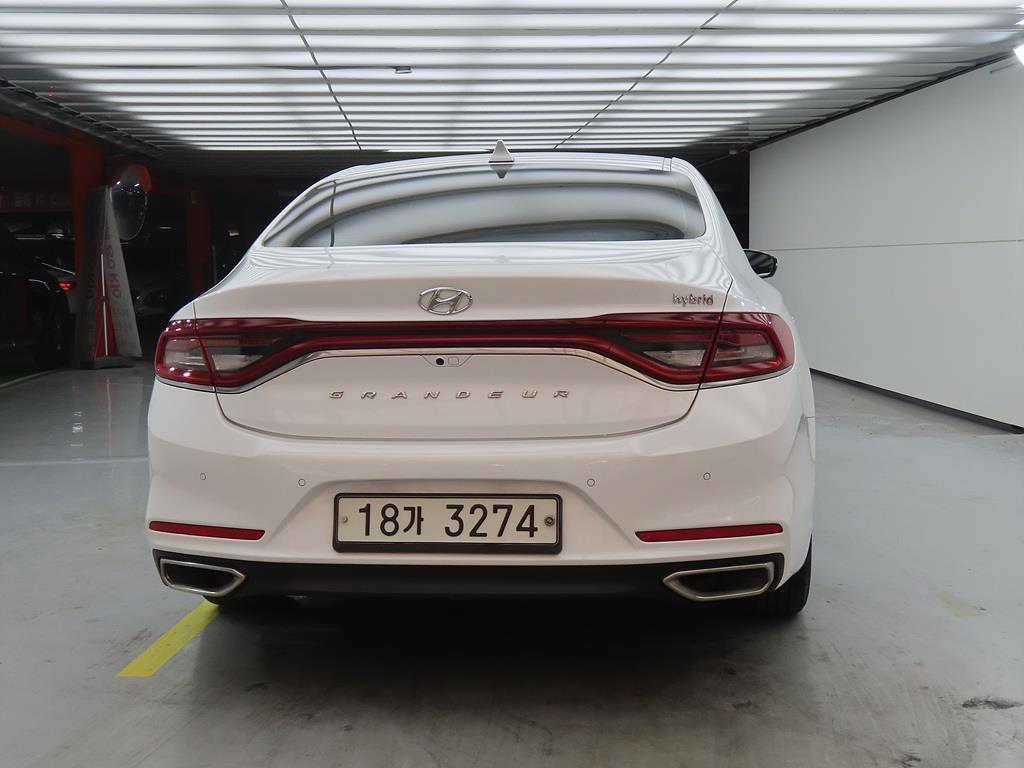 HYUNDAI Grandeur - Vista 3