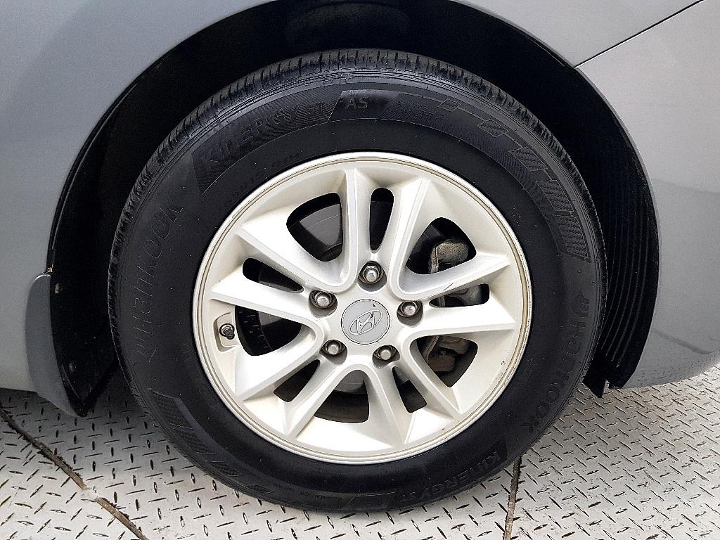 HYUNDAI i30 2016 Gris - Importación desde Corea - HF Imports Iquique - Foto 20