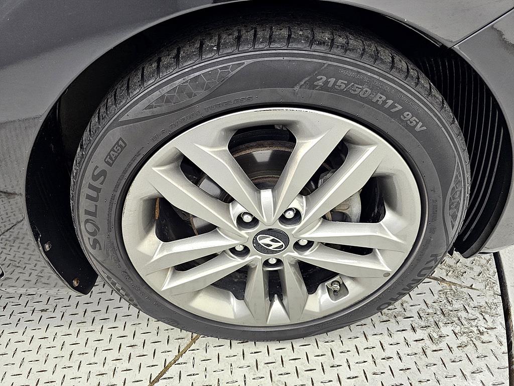 HYUNDAI i30 2016 Negro - Importación desde Corea - HF Imports Iquique - Foto 20