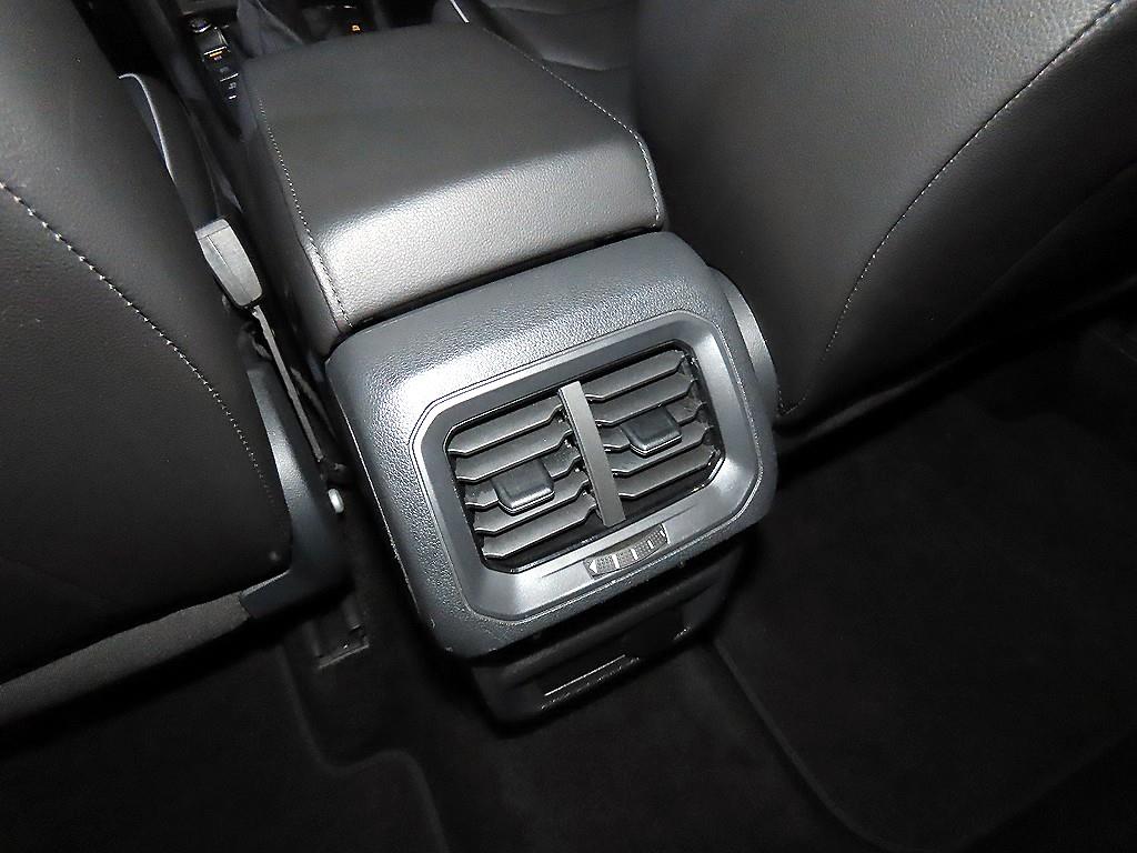 Volkswagen Tiguan 2022 Blanco - Importación desde Corea - HF Imports Iquique - Foto 14