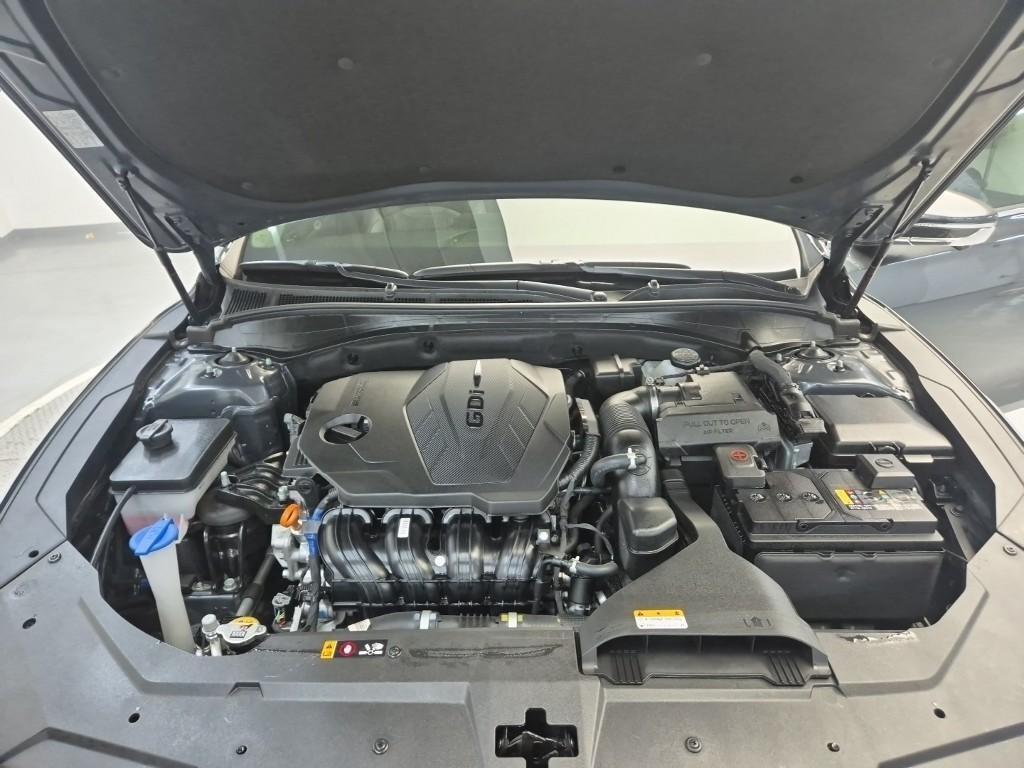 HYUNDAI Grandeur - Vista 5