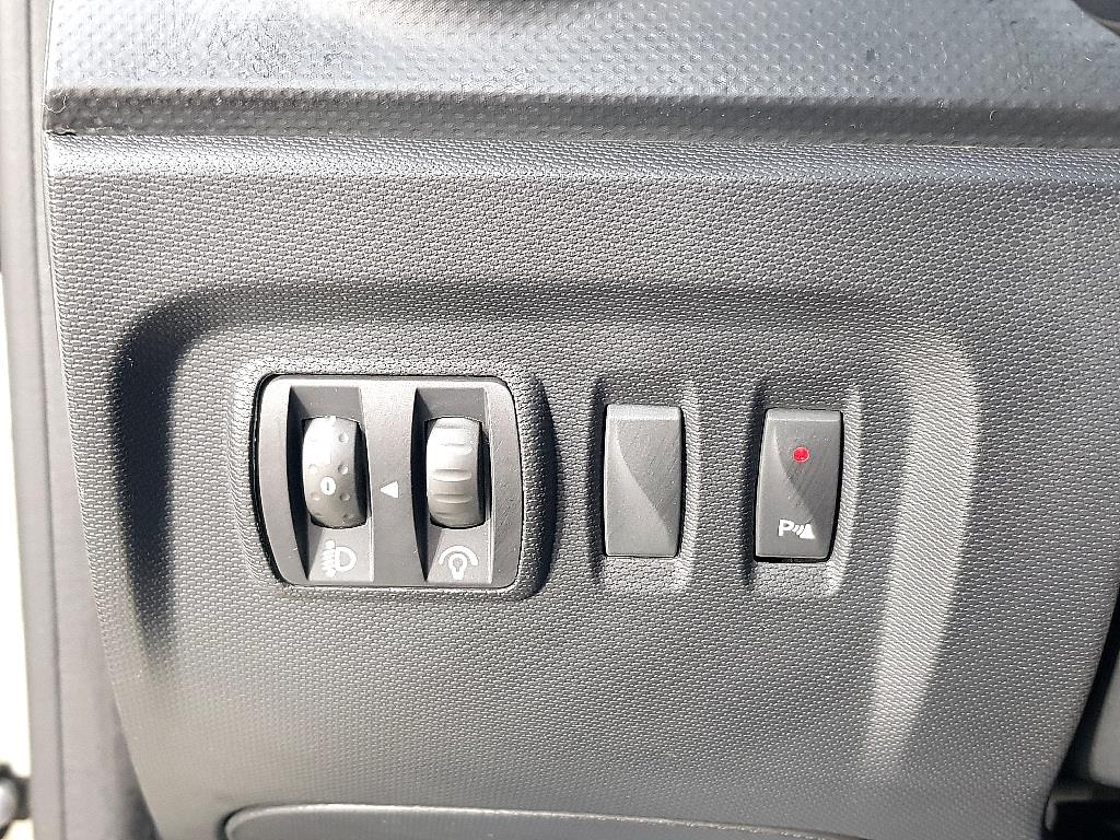 SAMSUNG QM3 - Vista 11