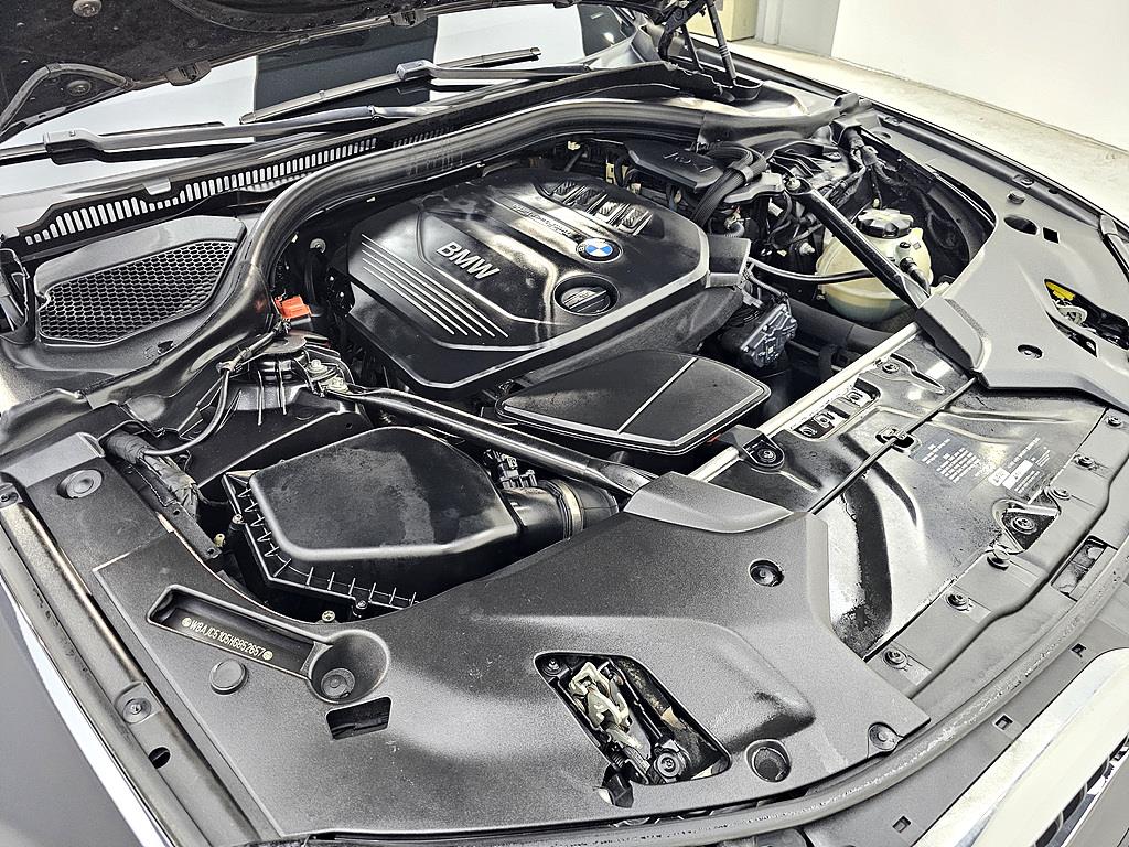 BMW 5 Series - Vista 6