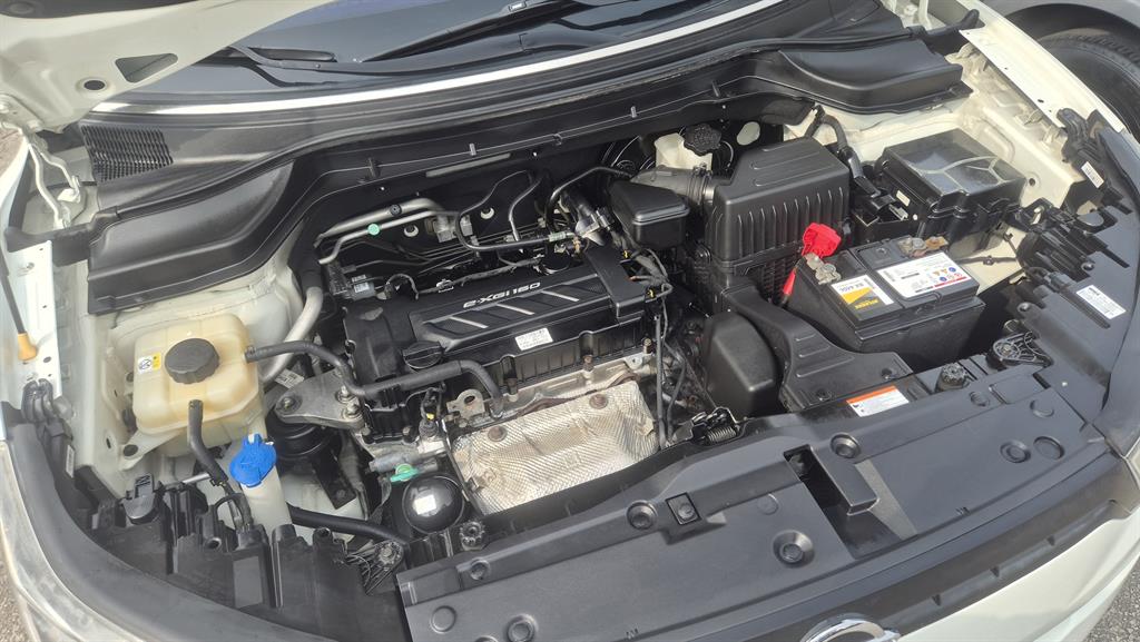 Ssangyong Tivoli 2015 Blanco - Importación desde Corea - HF Imports Iquique - Foto 17