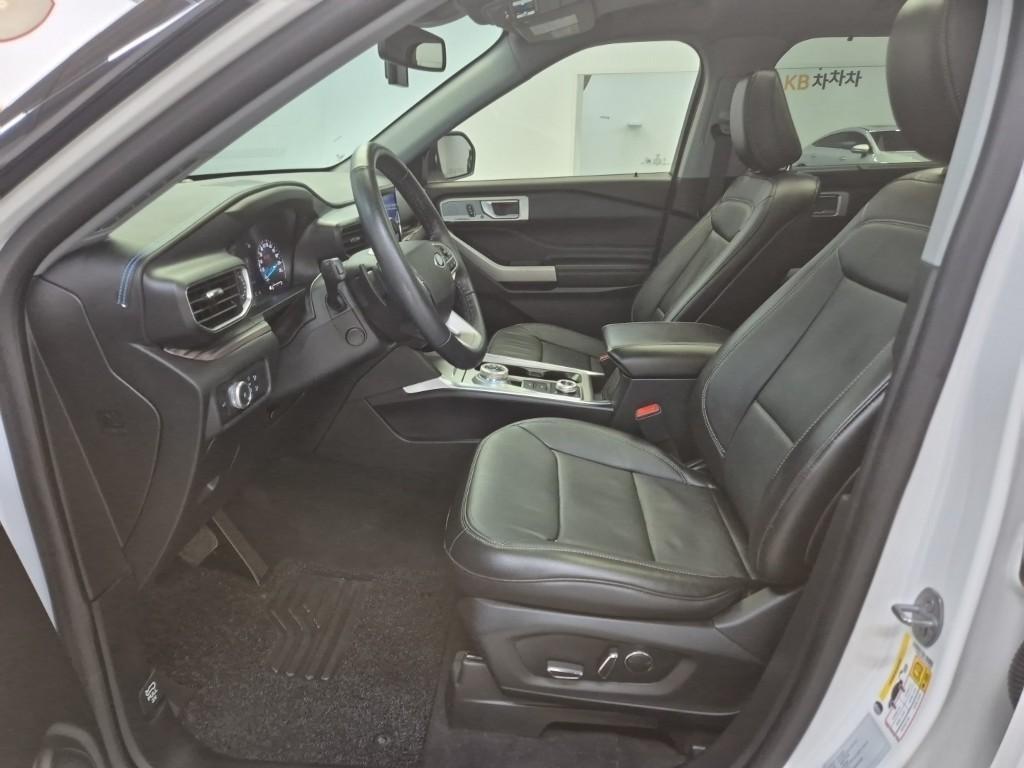 Ford Explorer - Vista 11