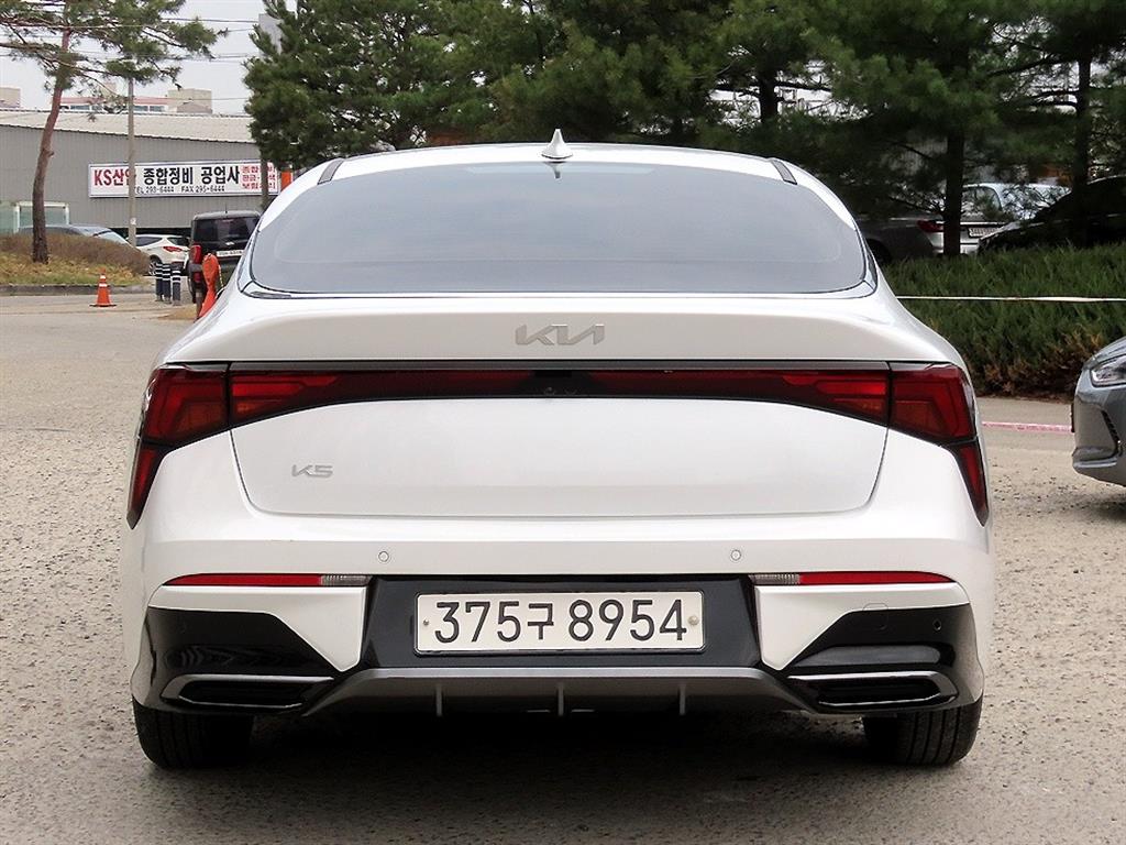KIA K5 - Vista 4