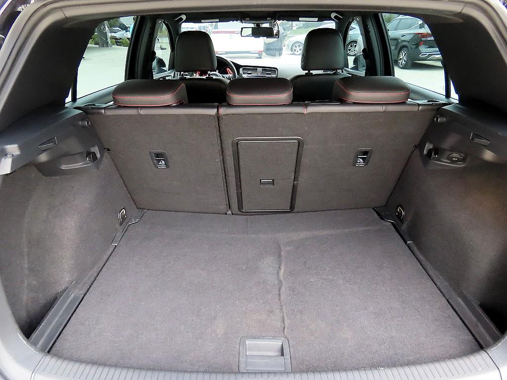 Volkswagen Golf 2014 Negro - Importación desde Corea - HF Imports Iquique - Foto 18