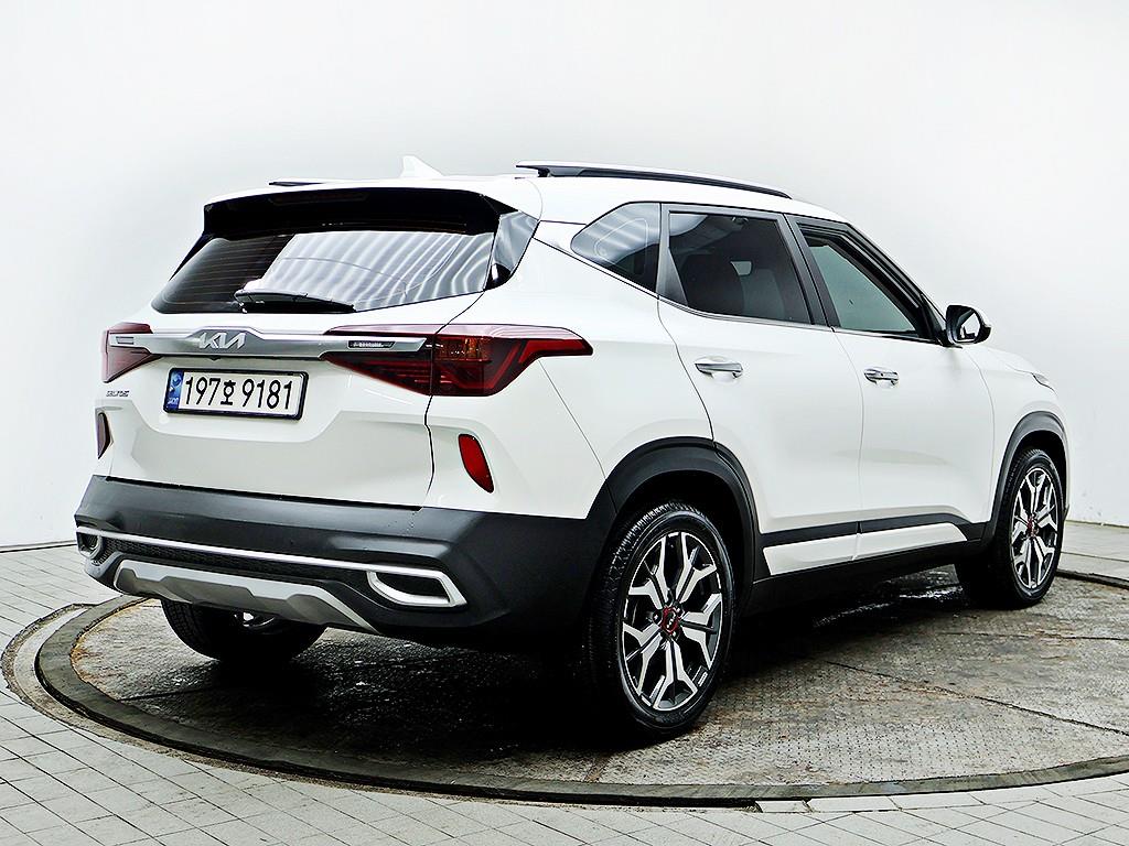 KIA Seltos - Vista 7