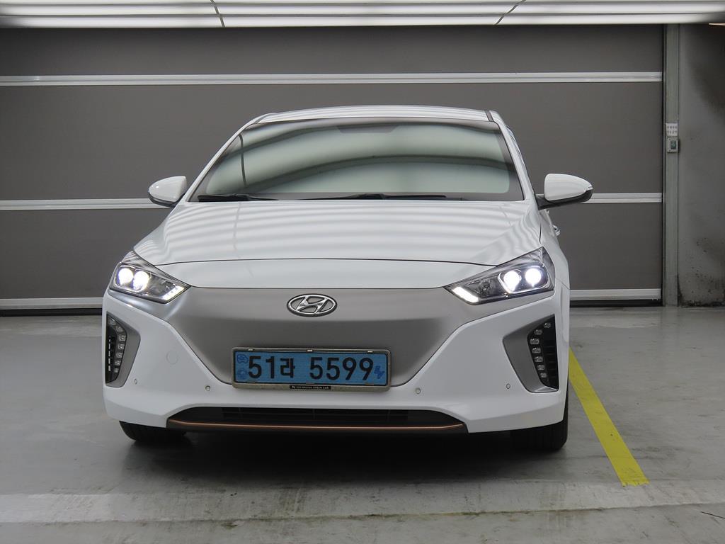 HYUNDAI Ioniq - Vista 2