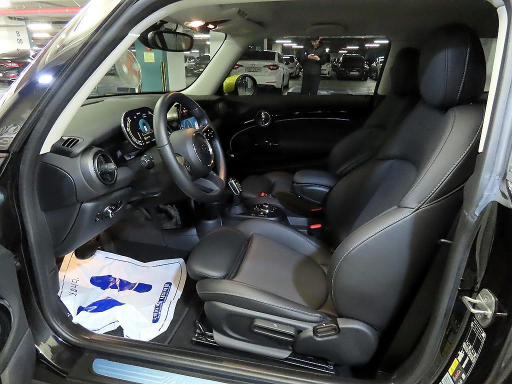 Mini Cooper Electric - Vista 6