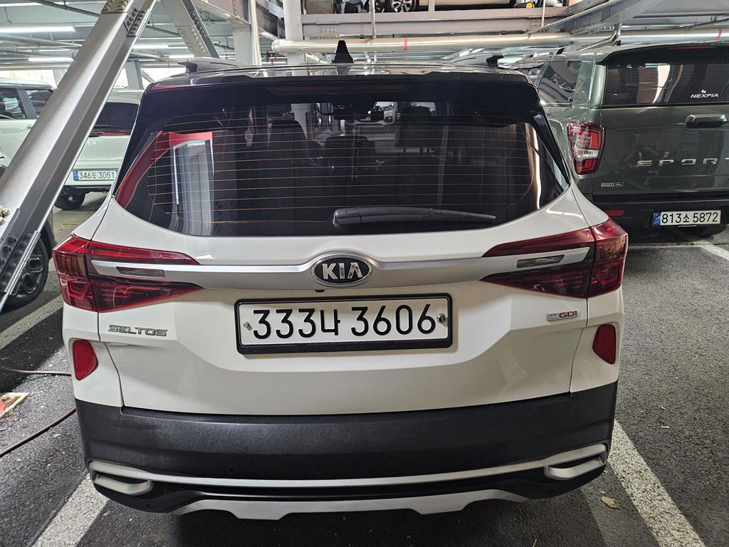 KIA Seltos - Vista 3