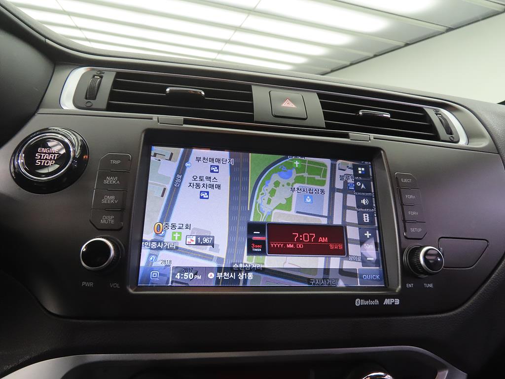 KIA Pride 2016 Plateado - Importación desde Corea - HF Imports Iquique - Foto 13