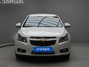 Chevrolet Cruise - Vista 4