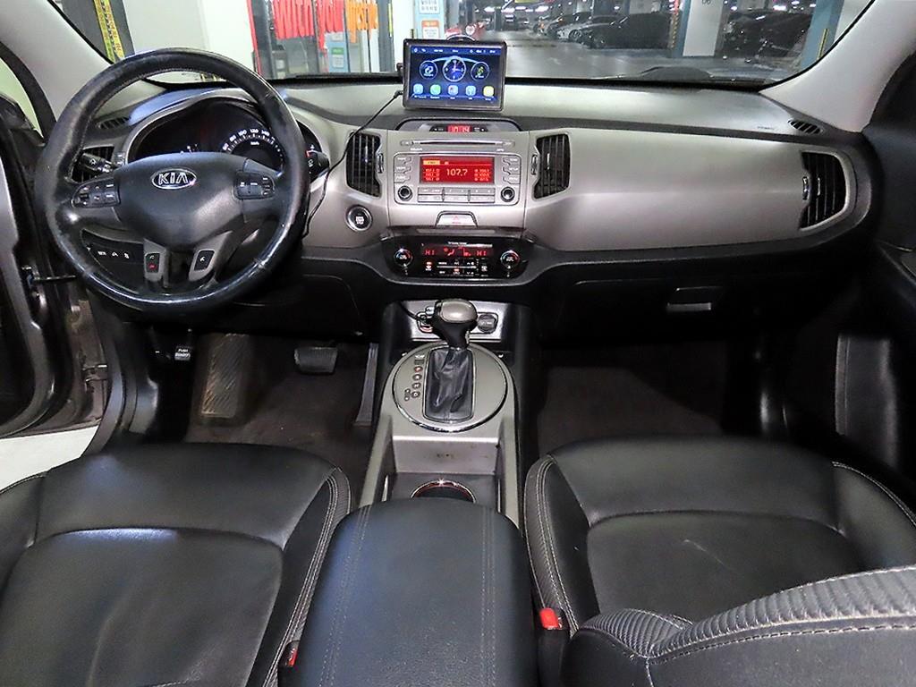 KIA Sportage - Vista 10