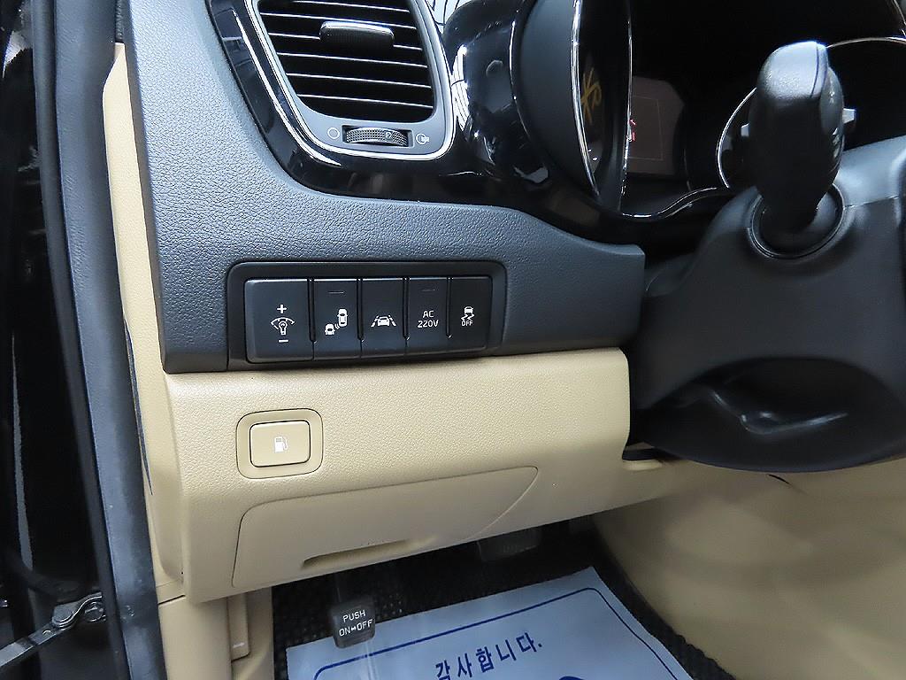 KIA Carnival 2016 Negro - Importación desde Corea - HF Imports Iquique - Foto 12