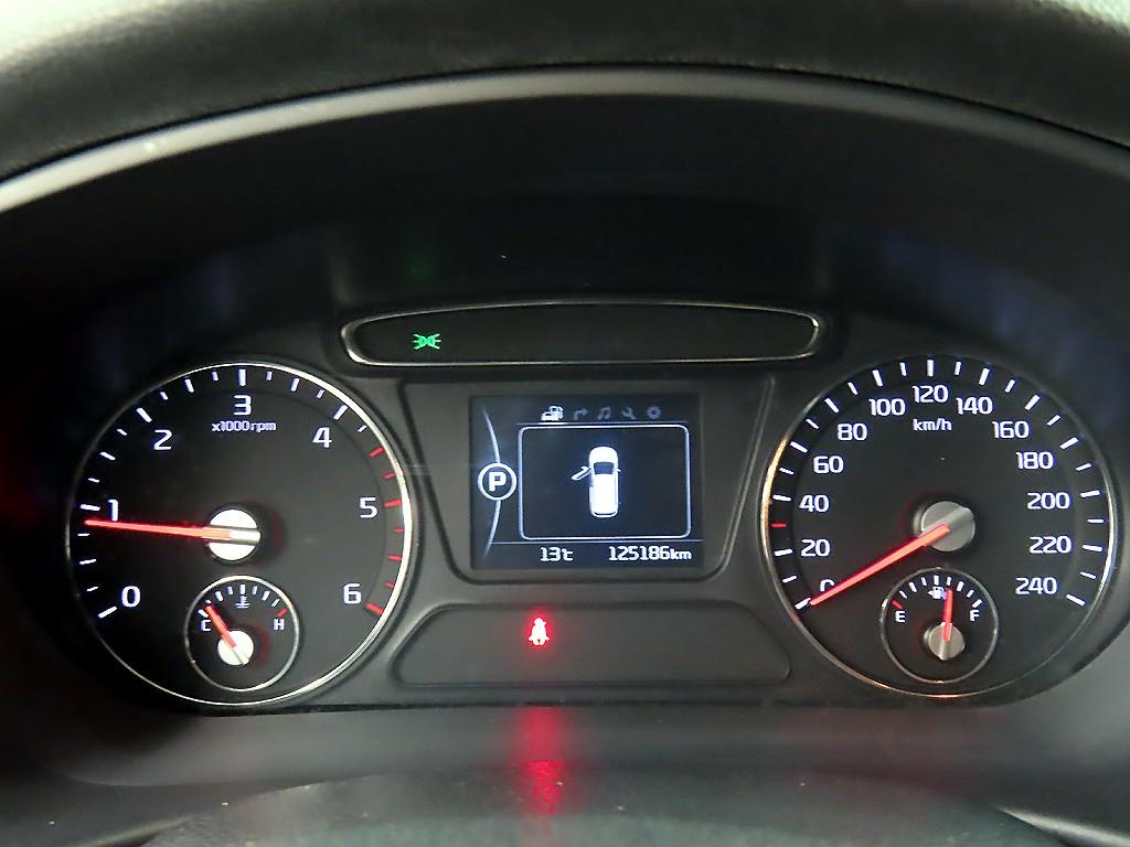 KIA Sorento - Vista 8