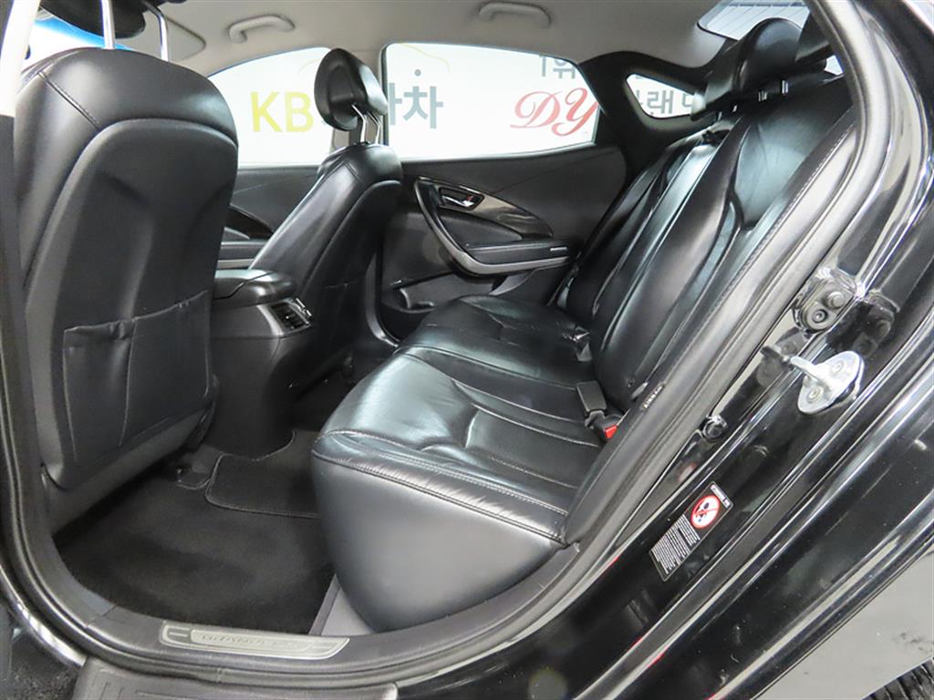 HYUNDAI Grandeur - Vista 6